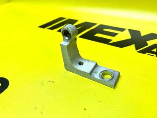 Запчасть петля двери передняя правая Porsche Cayenne