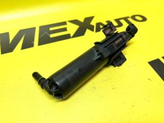 Форсунка омывателя фар левая Audi A4