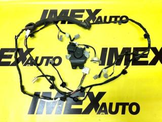 Замок+кнопка багажника Mitsubishi Lancer 10 4B11T