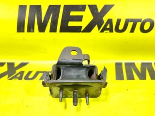 Запчасть подушка опоры двигателя левая Ford Explorer 3 2005