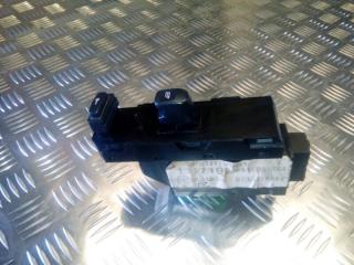 Блок управления стеклоподъемника передний правый Volvo XC70 2005-2007