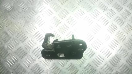 Крюк капота Volkswagen Passat 2005-2007