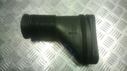 Запчасть воздуховод Volkswagen Passat 2005-2007