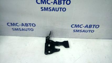 Крюк капота Audi A4 2005-2007