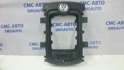 Накладка ДВС Volkswagen Touareg