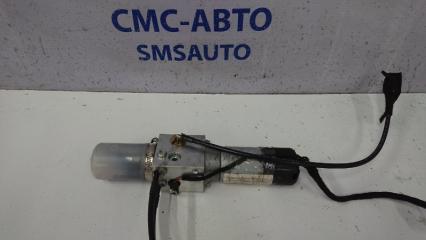 Насос двери багажника Volvo V70 2008-2011 Б/У Насос двери багажника Volvo V70 2008-2011