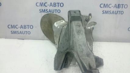 Запчасть кронштейн двс правый Audi A4 1998-2004