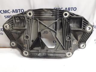 Кронштейн редуктора Volvo S60