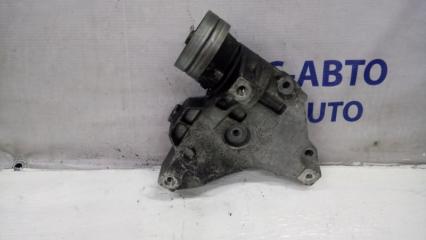 Запчасть кронштейн генератора Volkswagen Tiguan 2008-2011