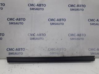 Направляющая стекла двери задняя левая Mercedes-Benz E-Class