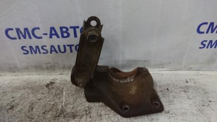 Кронштейн привода правый Volvo S80