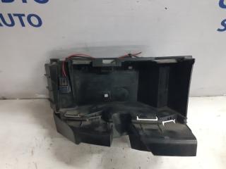 Кронштейн бампера под фонарь задний левый Volvo XC90 2003-2006