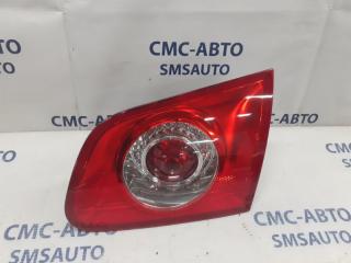 Фонарь крышки багажника правый Volkswagen Passat