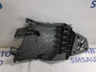 Кронштейн замка двери задний правый Volvo S60 2010-2013