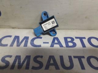 Датчик удара Volvo C30 Б/У Датчик удара Volvo C30