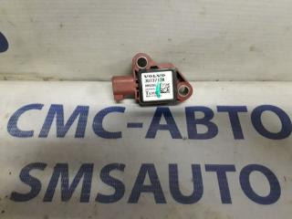 Датчик удара Volvo C30 Б/У Датчик удара Volvo C30