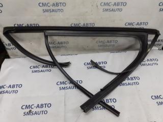 Уплотнитель стекла задний левый Volkswagen Tiguan