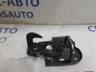 Крюк капота Volkswagen Passat 2006-2007 2.0T 3C0823480 контрактная