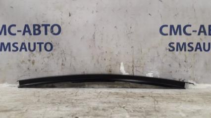 Направляющая стекла двери задняя правая Mercedes-Benz C-Class