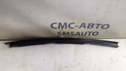 Направляющая стекла двери задняя левая Mercedes-Benz C-Class