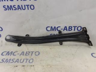 Кронштейн крыла передний левый Mercedes-Benz E-Class