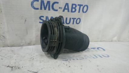 Патрубок воздушный Passat B6