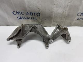 Кронштейн генератора Volkswagen Touareg