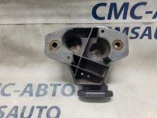 Кронштейн бампера задний левый Mercedes-Benz ML