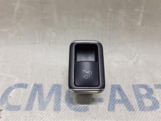 Кнопка багажника Mercedes-Benz E-Class