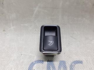 Кнопка багажника Mercedes-Benz E-Class
