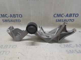 Кронштейн генератора Volkswagen Touareg