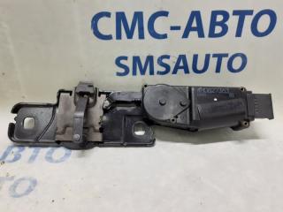 Замок багажника Audi A8 2011