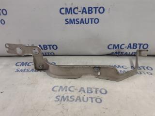 Кронштейн крыла передний левый Audi A6