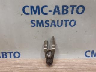 Фото запчасти кронштейн Mercedes-Benz E-Class контрактная запчасть Запчасть кронштейн Mercedes-Benz E-Class