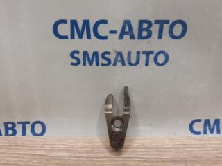 Фото запчасти кронштейн Mercedes-Benz E-Class контрактная запчасть Запчасть кронштейн Mercedes-Benz E-Class