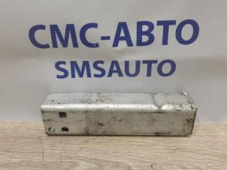 Кронштейн усилителя бампера передний Mercedes-Benz C-Class