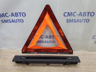 Знак аварийки Mercedes-Benz C-Class контрактная Знак аварийки Mercedes-Benz C-Class