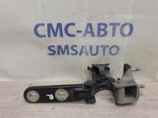 Петля багажника правая Mercedes-Benz ML контрактная Петля багажника правая Mercedes-Benz ML