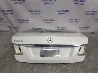 Крышка багажника Mercedes-Benz E-Class