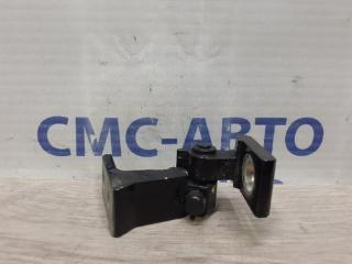 Петля двери передняя правая Volkswagen Touareg 2010-2017 контрактная Петля двери передняя правая Volkswagen Touareg 2010-2017