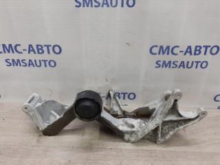 Кронштейн генератора Volkswagen Touareg 2010-2014