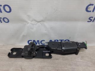 Замок багажника Audi A8 2012