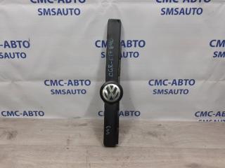 Крышка ДВС декоративная Volkswagen Touareg 2012