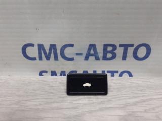 Кнопка багажника Audi Q5 2012 контрактная Кнопка багажника Audi Q5 2012