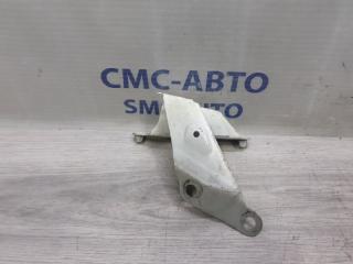 Кронштейн крыла передний левый Audi A7 2011