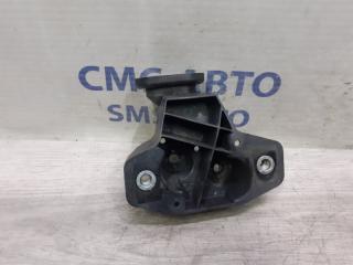 Кронштейн бампера задний левый Mercedes-Benz ML