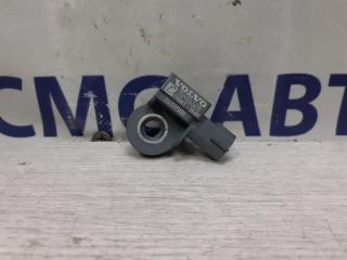 Датчик удара передний Volvo V90 2018 контрактная Датчик удара передний Volvo V90 2018