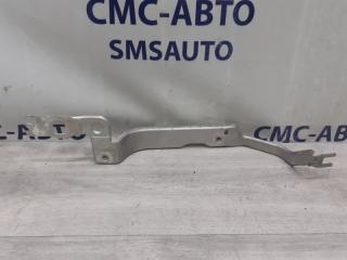 Кронштейн крыла передний правый Audi A6 Allroad