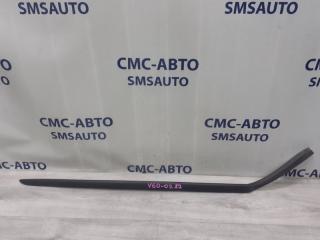 Молдинг лобового стекла правый Volvo V60