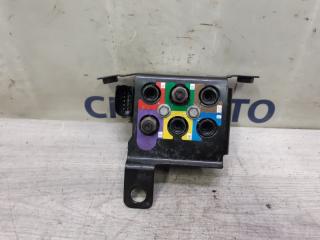 Блок клапанов пневмоподвески Volvo V90 2018 контрактная Блок клапанов пневмоподвески Volvo V90 2018